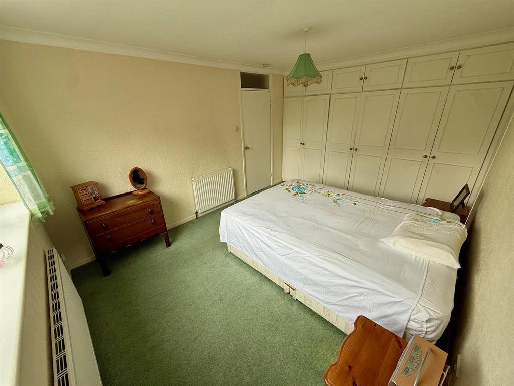 MD128 Bed1-2.jpg
