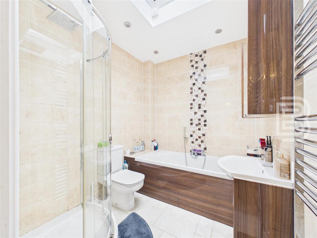 Ensuite.jpg
