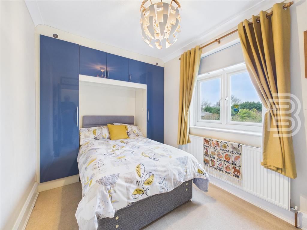 Bedroom 4.jpg