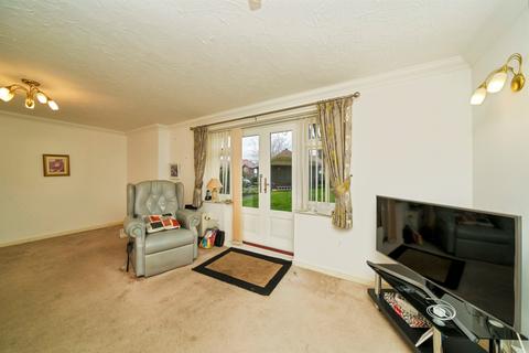 2 bedroom apartment for sale, Pool Bank, Wirral