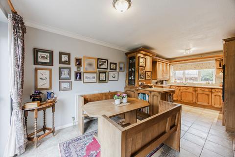 undefined, Spacious Detached Home in Swannington with Generous Living and Peaceful Village Setting