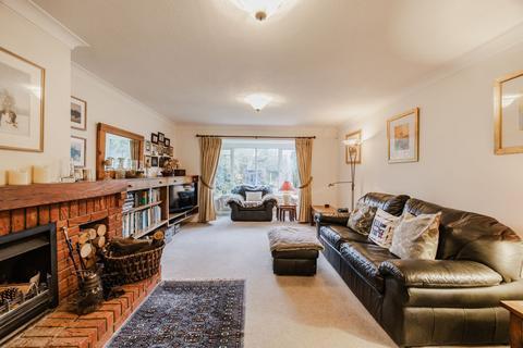 undefined, Spacious Detached Home in Swannington with Generous Living and Peaceful Village Setting