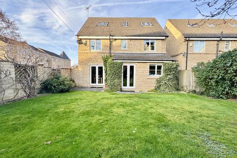 5 bedroom detached house for sale, Hanby Close, Fenay Bridge, Huddersfield, HD8 0FZ