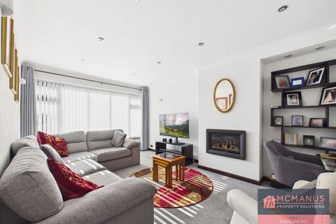 3 bedroom semi-detached house for sale, Dryden Crescent, Stevenage SG2