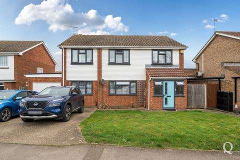 4 bedroom detached house for sale, Highsted Road, Sittingbourne, Kent, ME10