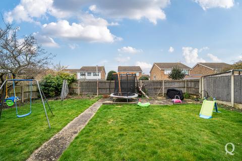 4 bedroom detached house for sale, Highsted Road, Sittingbourne, Kent, ME10