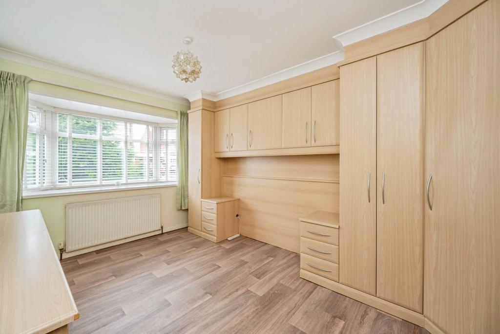 52millcrescent-1.jpg