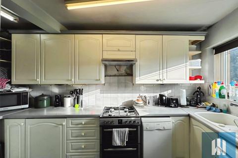 undefined, Central Avenue, Fartown, Huddersfield, HD2