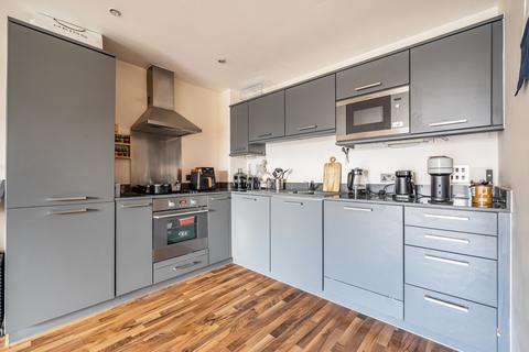 1 bedroom flat for sale, Copenhagen Street, Islington, London, N1