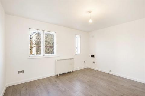 1 bedroom apartment for sale, Harrow Road, College Park, London