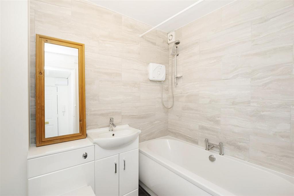 Bathroom combined W.C