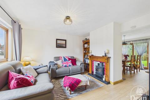 undefined, Lakeside Avenue, Lydney GL15