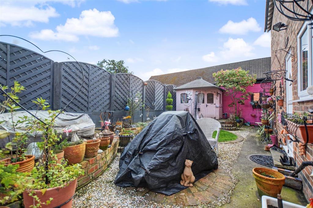 Garden 2.jpeg