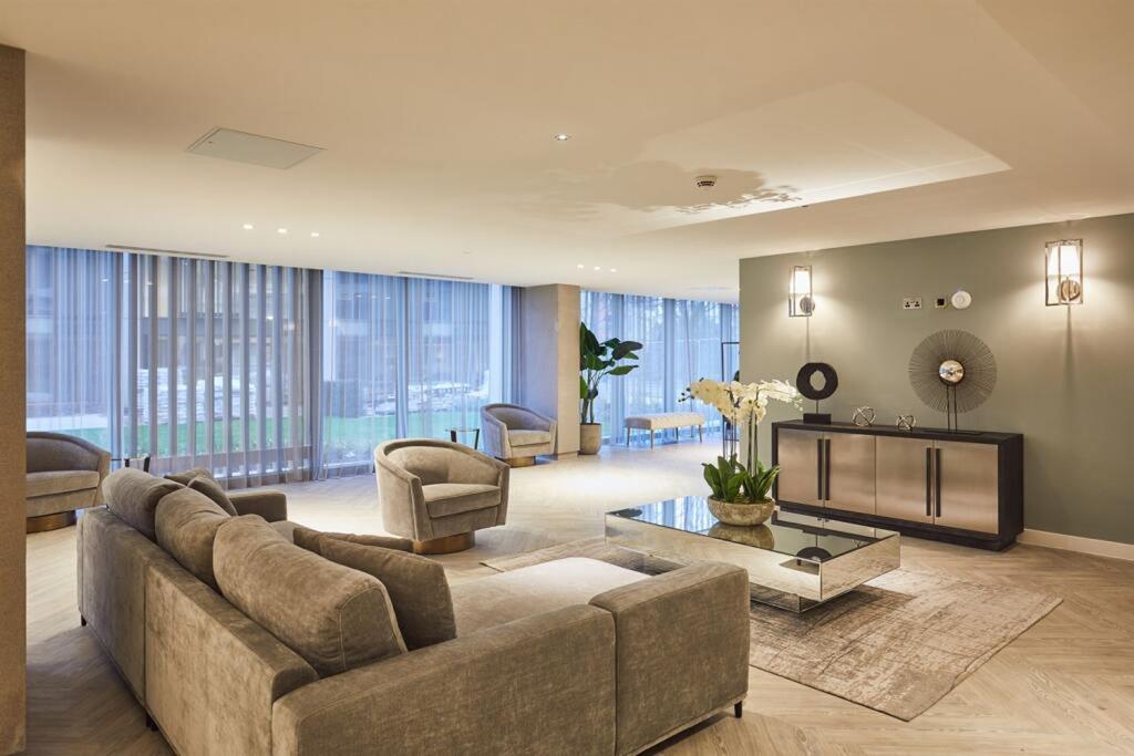 Communal Lounge