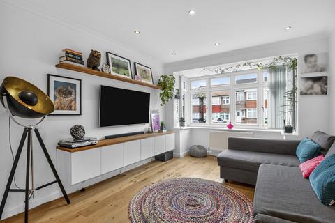 3 bedroom terraced house for sale, Edison Grove, London, SE18
