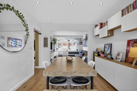 3 bedroom terraced house for sale, Edison Grove, London, SE18