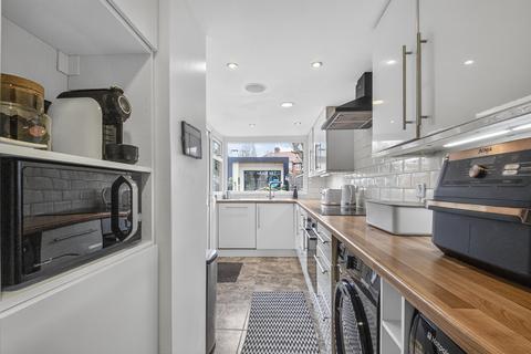 3 bedroom terraced house for sale, Edison Grove, London, SE18