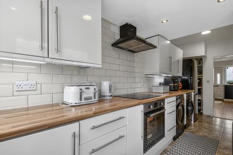3 bedroom terraced house for sale, Edison Grove, London, SE18