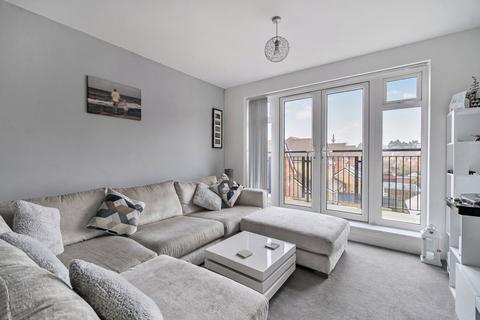 Hurst Avenue, Blackwater, Camberley