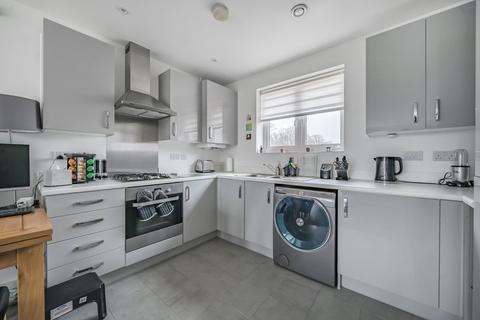 2 bedroom apartment for sale, Hurst Avenue, Blackwater, Camberley