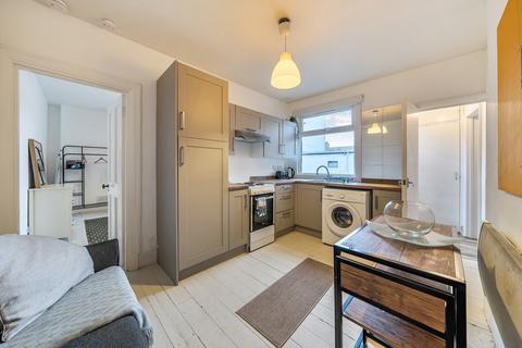 1 bedroom flat to rent, Preston Close, Borough, London, SE1