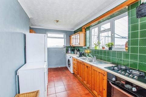 5 bedroom detached house for sale, Bridge Road, Sutton Bridge, Spalding