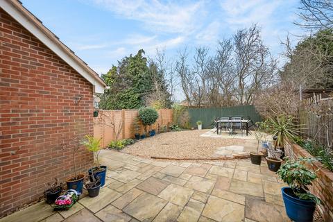 4 bedroom semi-detached house for sale, Middlebrook Green, Market Harborough LE16