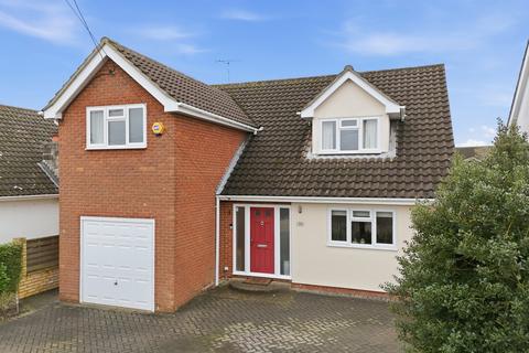 4 bedroom detached house for sale, Peartree Lane, Doddinghurst, CM15