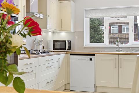 4 bedroom detached house for sale, Peartree Lane, Doddinghurst, CM15