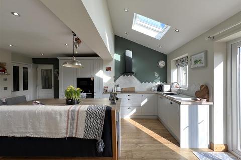 3 bedroom link detached house for sale, Sheringham Drive, Crewe