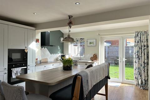 3 bedroom link detached house for sale, Sheringham Drive, Crewe