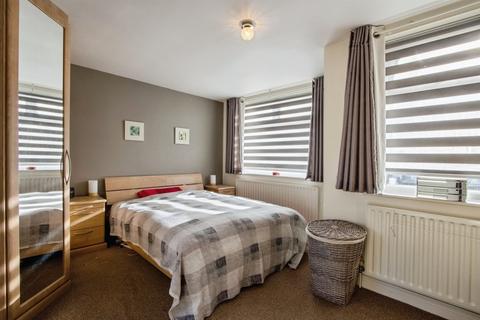 undefined, Lynnfield Gardens, Scholes, LEEDS