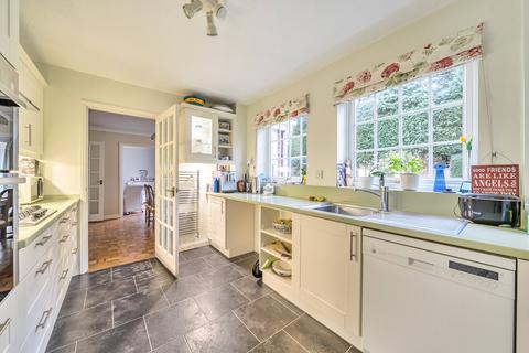 undefined, Pennington Drive, Weybridge, KT13