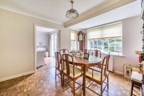 undefined, Pennington Drive, Weybridge, KT13