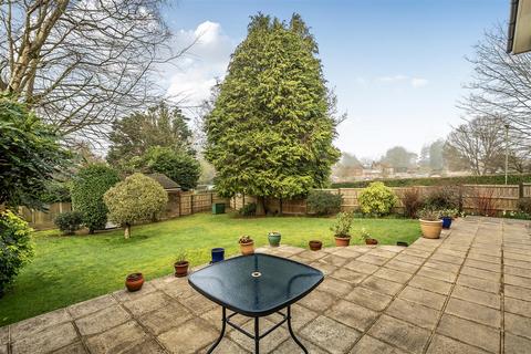 undefined, The Beeches, Banstead