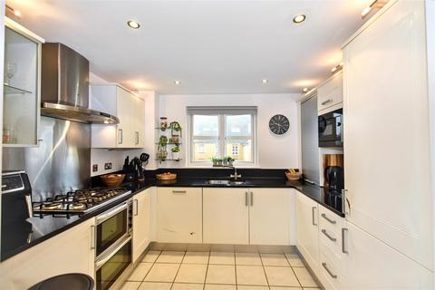 3 bedroom flat for sale, Caroline Way, Eastbourne