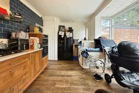 3 bedroom terraced house for sale, East Ella Drive, Hull HU4