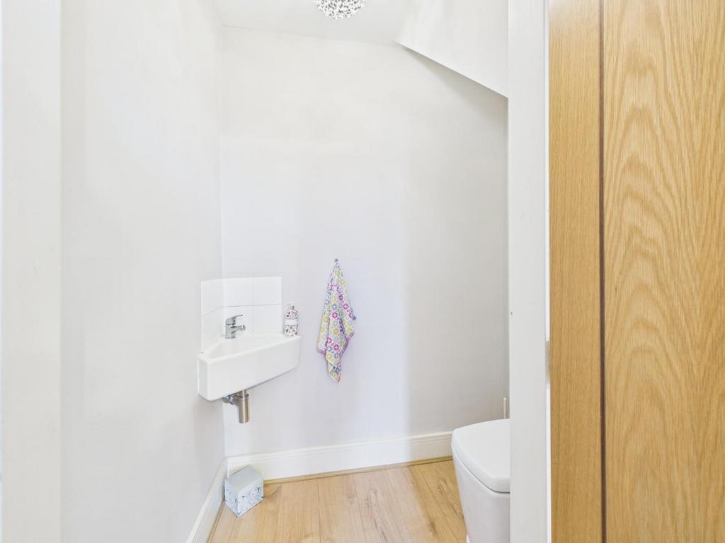 CAM04169 G0-PR0188-STILL017.jpg