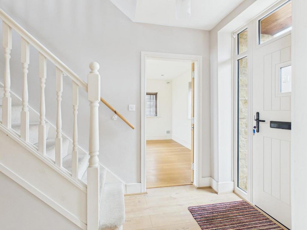 CAM04169 G0-PR0188-STILL001.jpg