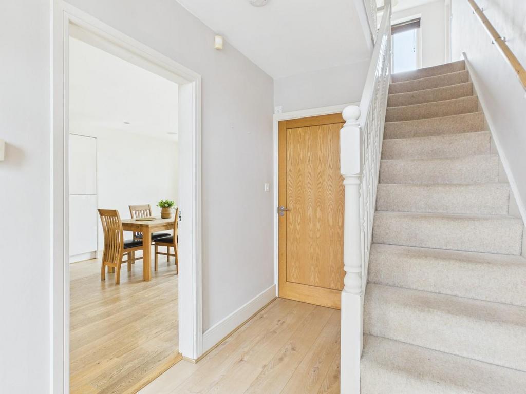 CAM04169 G0-PR0188-STILL002.jpg