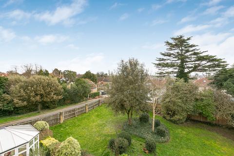 2 bedroom flat for sale, Copse Hill, London, SW20