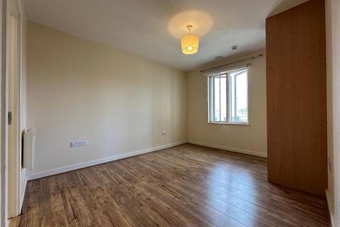 2 bedroom apartment to rent, Luminosity Court, London W13