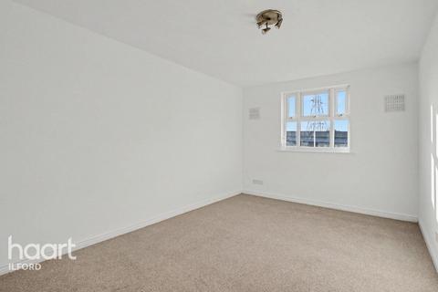 1 bedroom apartment for sale, Bluebell Way, Ilford