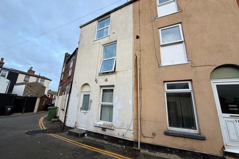 3 bedroom terraced house for sale, 10 Crown Road, Gordon Terrace, Great Yarmouth NR30 2JJ