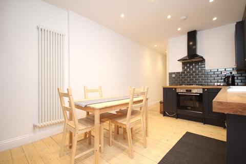 2 bedroom flat to rent, Brooke Road, London E5