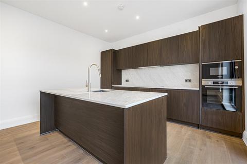 undefined, Whitehall Road, London E4