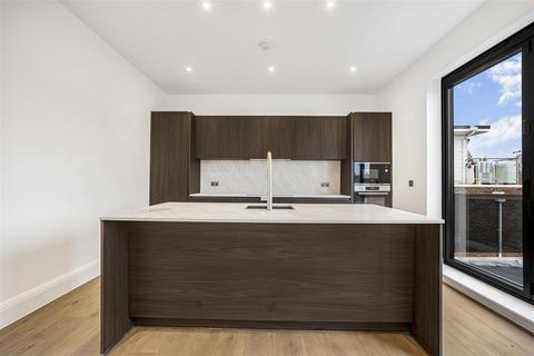 undefined, Whitehall Road, London E4