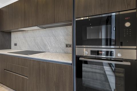 undefined, Whitehall Road, London E4