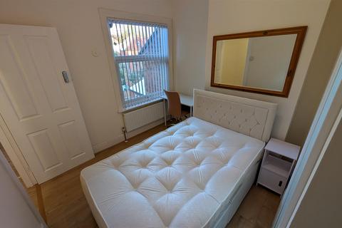 4 bedroom terraced house to rent, 444 Harborne Park Road, Harborne, Birmingham