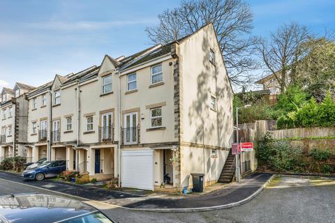 4 bedroom end of terrace house for sale, Blaisedell View, Bristol